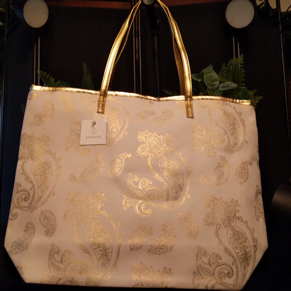 Gold Foil Paisley Beach Tote bag